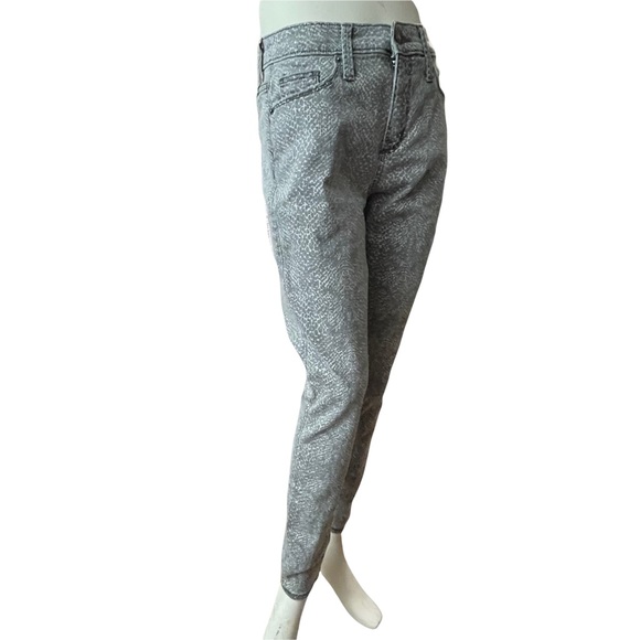 Universal Thread jeans size 2/26 R - Picture 6 of 11